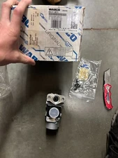 MERITOR WABCO ABS TRACTOR MODULATOR VALVE REPLACEMENT 4006110020 KIT - R955355