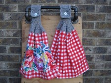 2 Set Pioneer Woman Sweet Romance Crochet Top Kitchen Towels Gray