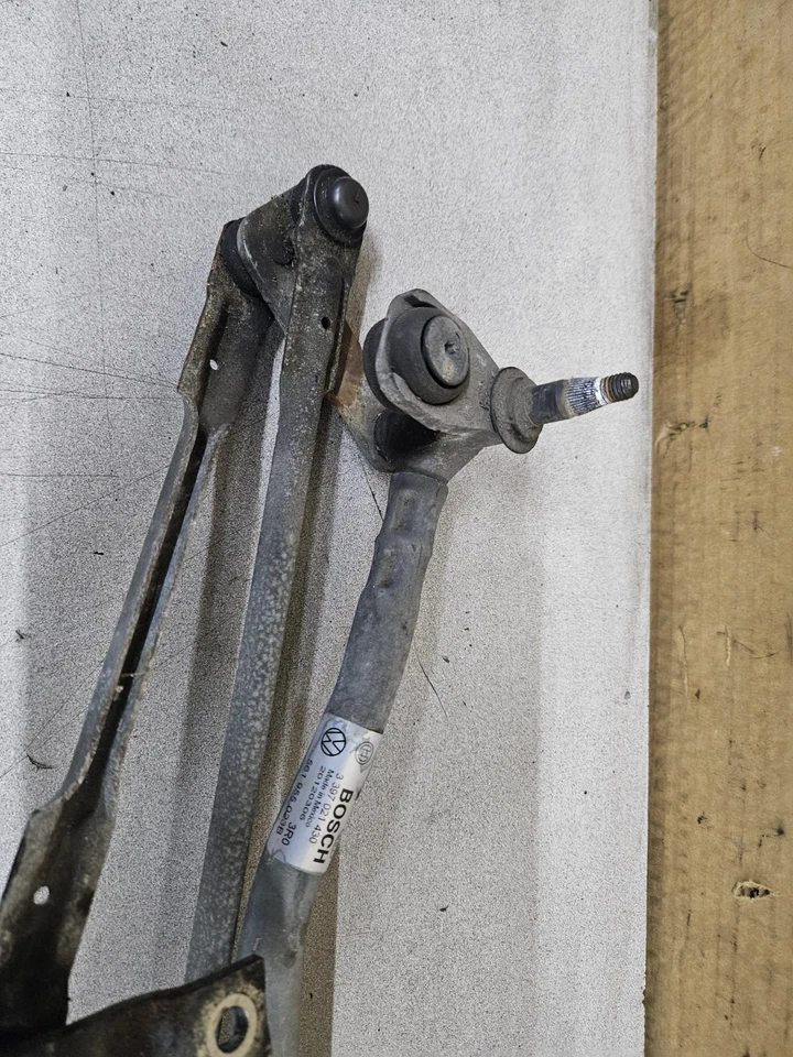 VOLKSWAGEN PASSAT 2012-2015 OEM LIMPIAPARABRISAS TRANSMISIÓN ACOPLAMIENTO 561955023b Foto 2 de 3