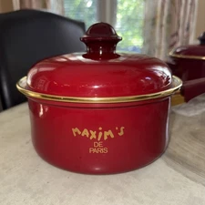 Vtg  ASTA Maxim’s de Paris Germany Pot w/lid  Red Sauce Pan 9inch diameter
