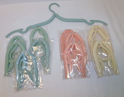 12pcs Foldable Travel Hangers Portable Collapsible Clothes Hangers - NEW