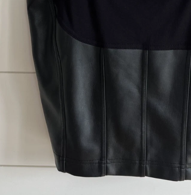 Corsé recortado elástico Anthropologie Maeve negro de cuero vegano talla M Foto 4 de 4