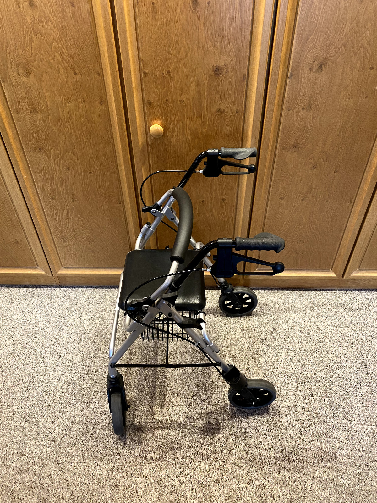 Rollator, DIETZ, Typ Rollator Ligero, max Belastbarkeit 120kg, Sitzmöglichkeit