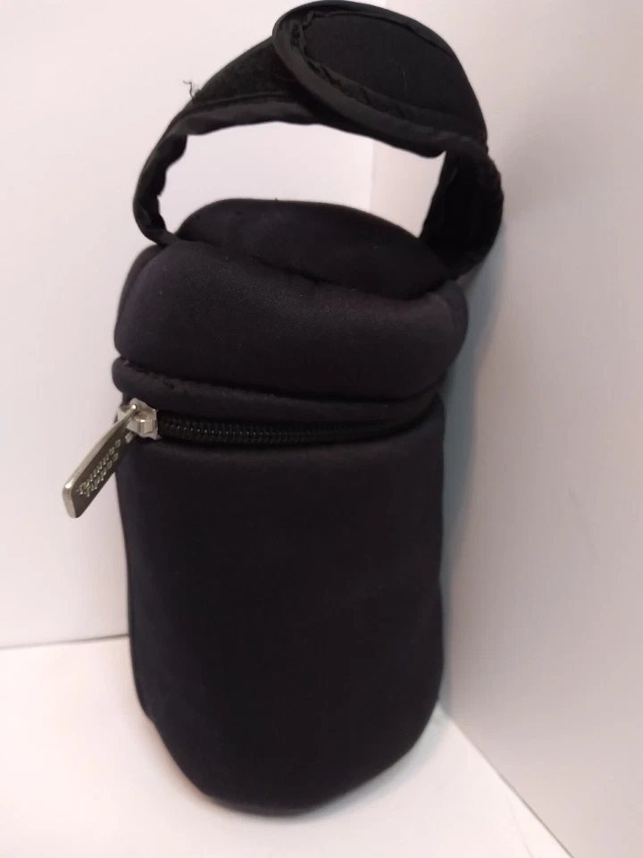 Portabotellas/tazas aisladas Tommee Tippee negro Foto 2 de 4