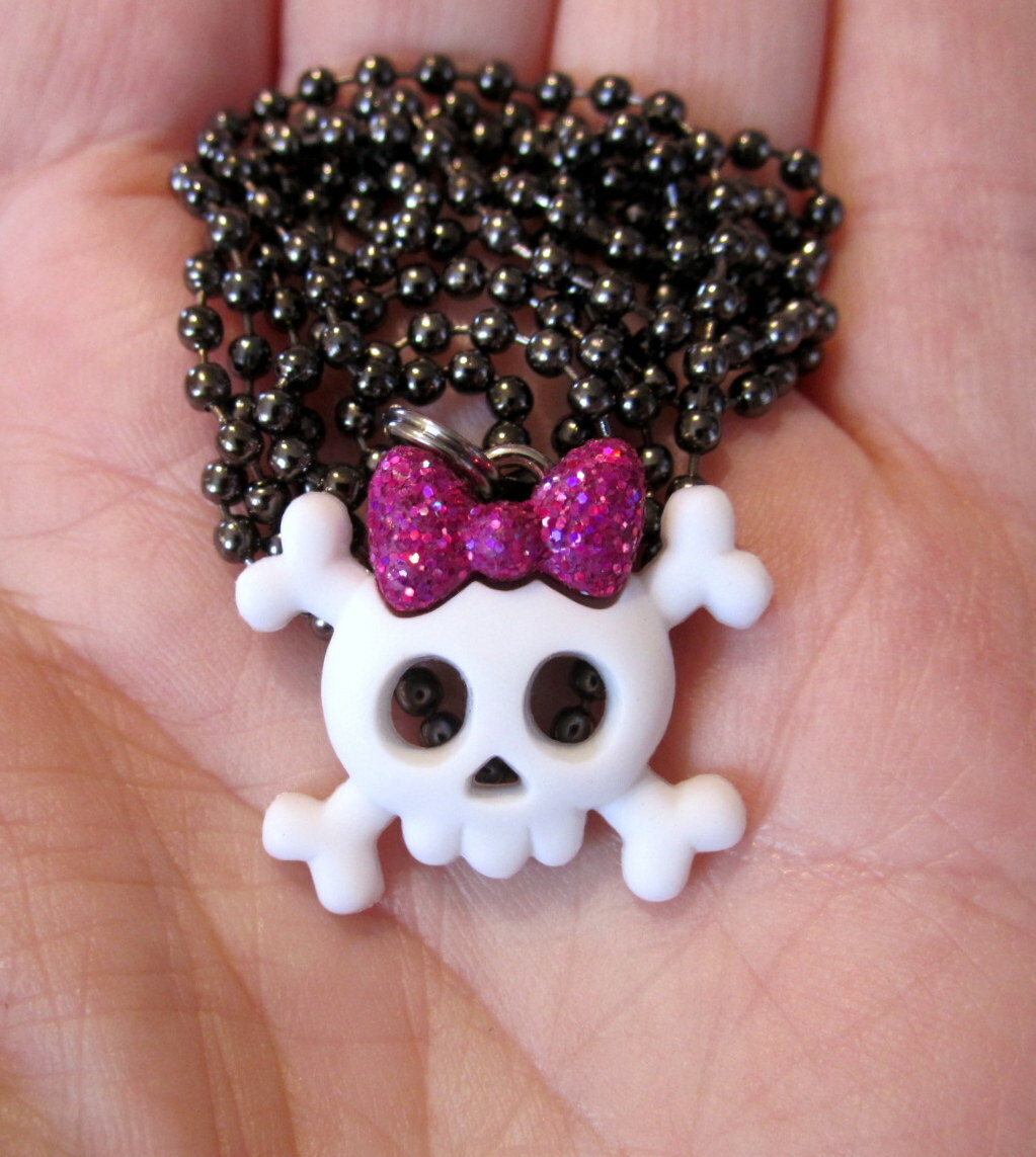 Skull Necklace Sugar Skull Skullette GOTHIC - White / Pink Bow