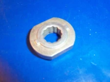 NEW Simplicity Snapper 1713197SM Center/Right Pulley Hub BM14