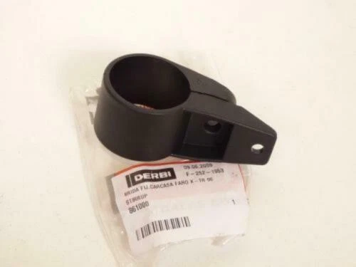 Fari anteriori da moto Derbi