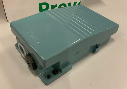 Schneider Electric XPEM110 Fussschalter | eBay