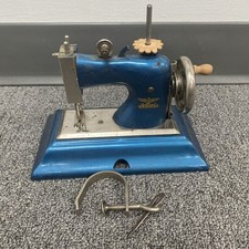 Vintage 1940-50s Casige Childs' Sewing Machine German - Metal Hand Crank