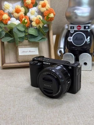 Sony ZV-E10 APS-C Flip-out Screen Mirrorless Digital Camera with 16-50mm Lens