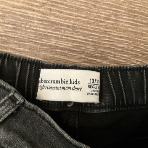 Abercrombie Kids Girls Black Jean Shorts Size 13-14 - Picture 3 of 3