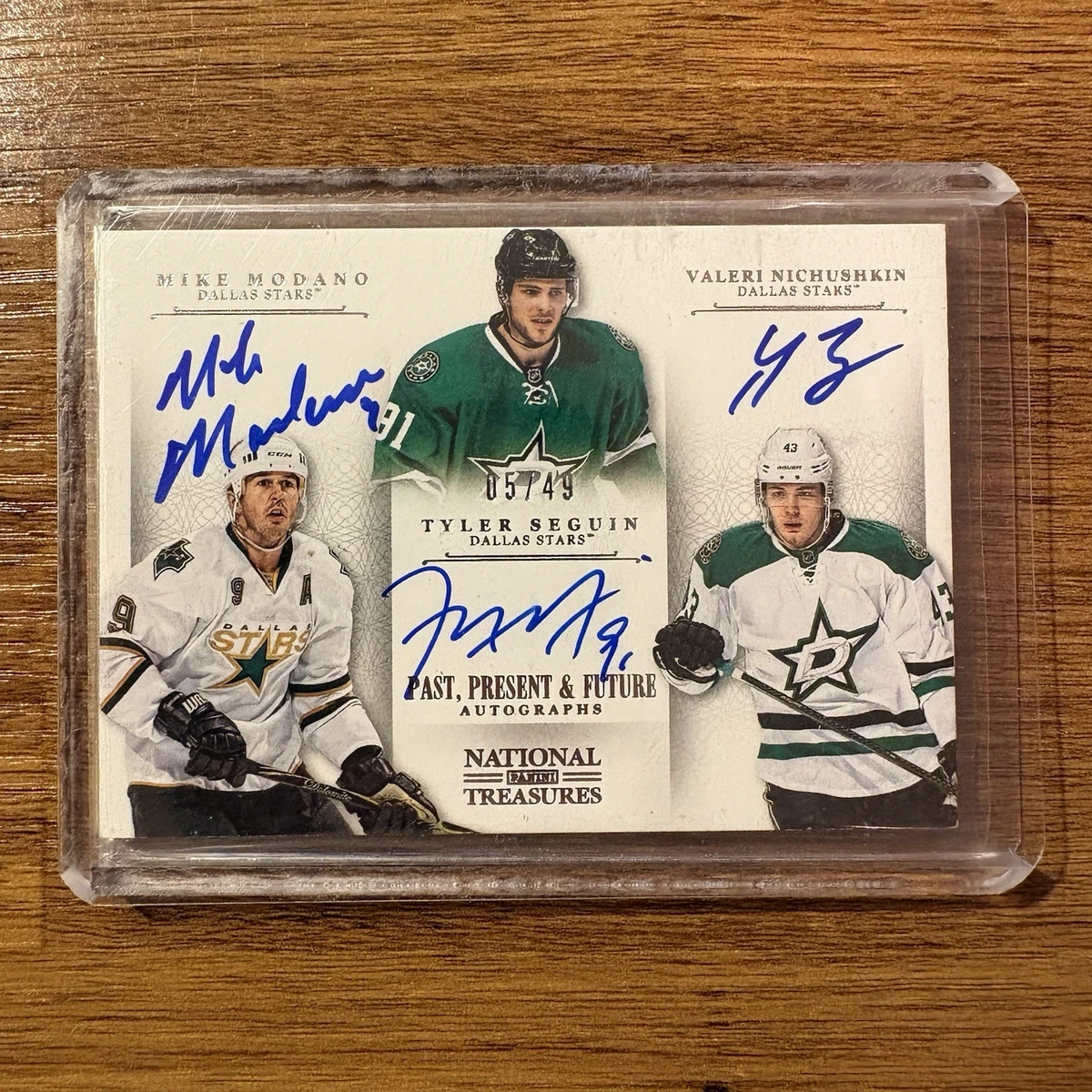 25+ Panini Tyler Seguin Ice Hockey Autographed Sports Trading Card