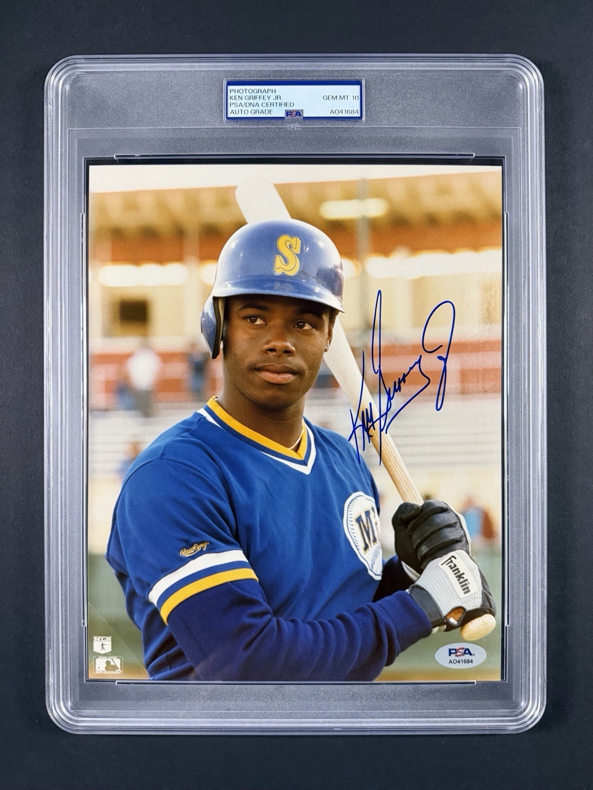 KEN GRIFFEY JR Autograph AUTO 8x10 PSA/DNA Sealed SLABBED Photo 🔥 PSA 10