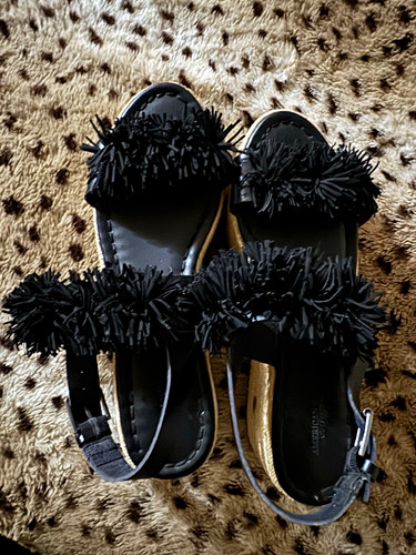 American Eagle Outfitters Black Fringe Platform Wedge Sandals Ankle Strap US 8