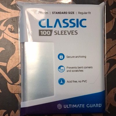 Ultimate Guard Classic Kartenhüllen 100 Standard 66x93mm Transparent