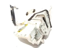 8220162J30 FRONT RIGHT DOOR LOCK / 6518107 FOR SUZUKI SWIFT SEDAN