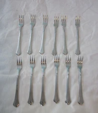 RETRONEU CENTURY 18-8 KOREA 12 COCKTAIL FORKS STAINLESS STEEL CHRISTMAS SALE