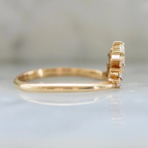 0.90 Carat Mix Cut Moissanite Gorgeous Engagement Ring 14K solid Yellow Gold - Picture 3 of 6