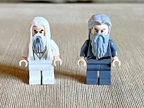 LEGO The Lord of the Rings: The Wizard Battle (79005), minifigs only, new cape