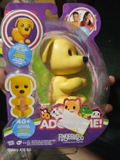 Fingerlings Adopt Me DOG Puppy Interactive Pet 40 Sounds Reactions NEW