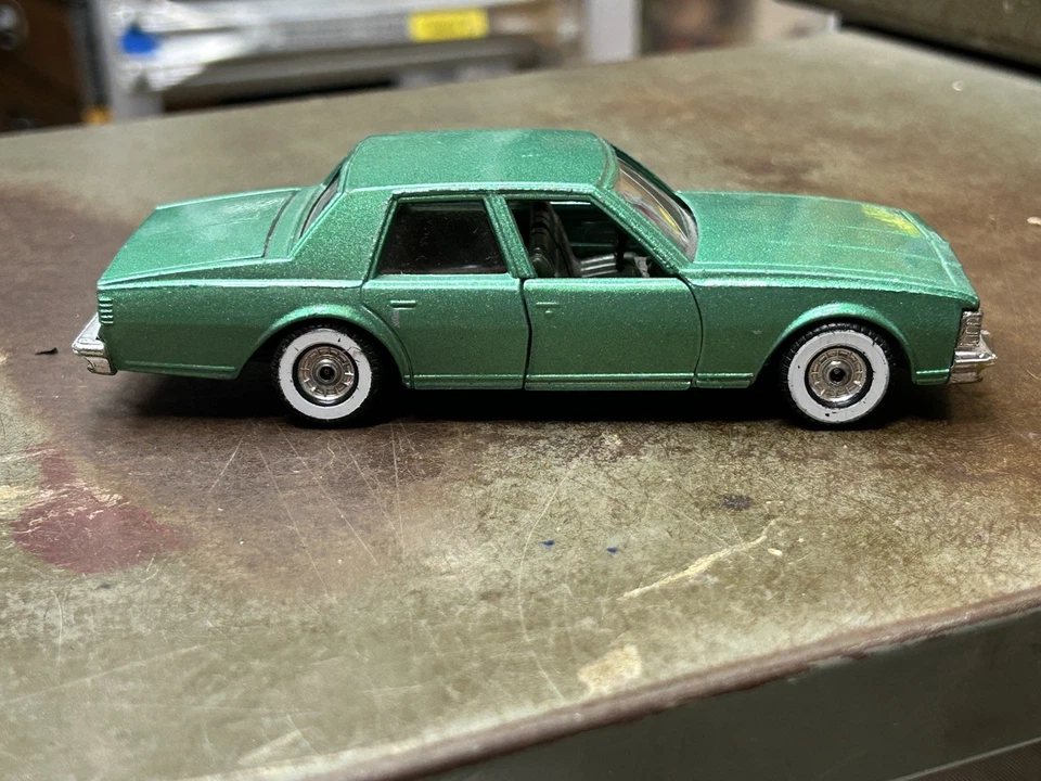 Corgi Toys 1979 Chevrolet Caprice Classic #325 Green 1:36 Ttvs - Image 3 of 4