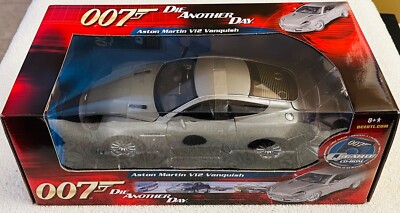 ASTON MARTIN V12 VANQUISH - James Bond 007 Die Another Day, ERTL, 1/18, NIB.