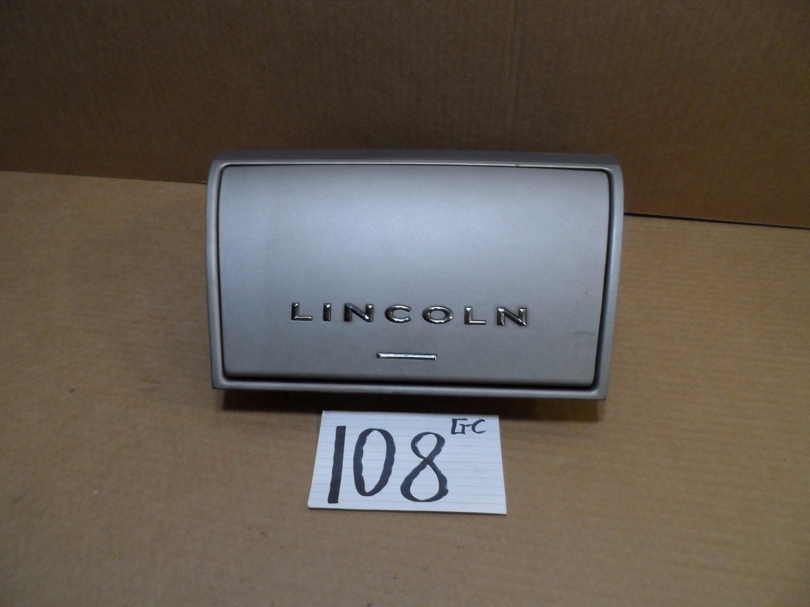 2004 LINCOLN AVIATOR DASHBOARD RADIO BEZEL COVER Door 104320031T5