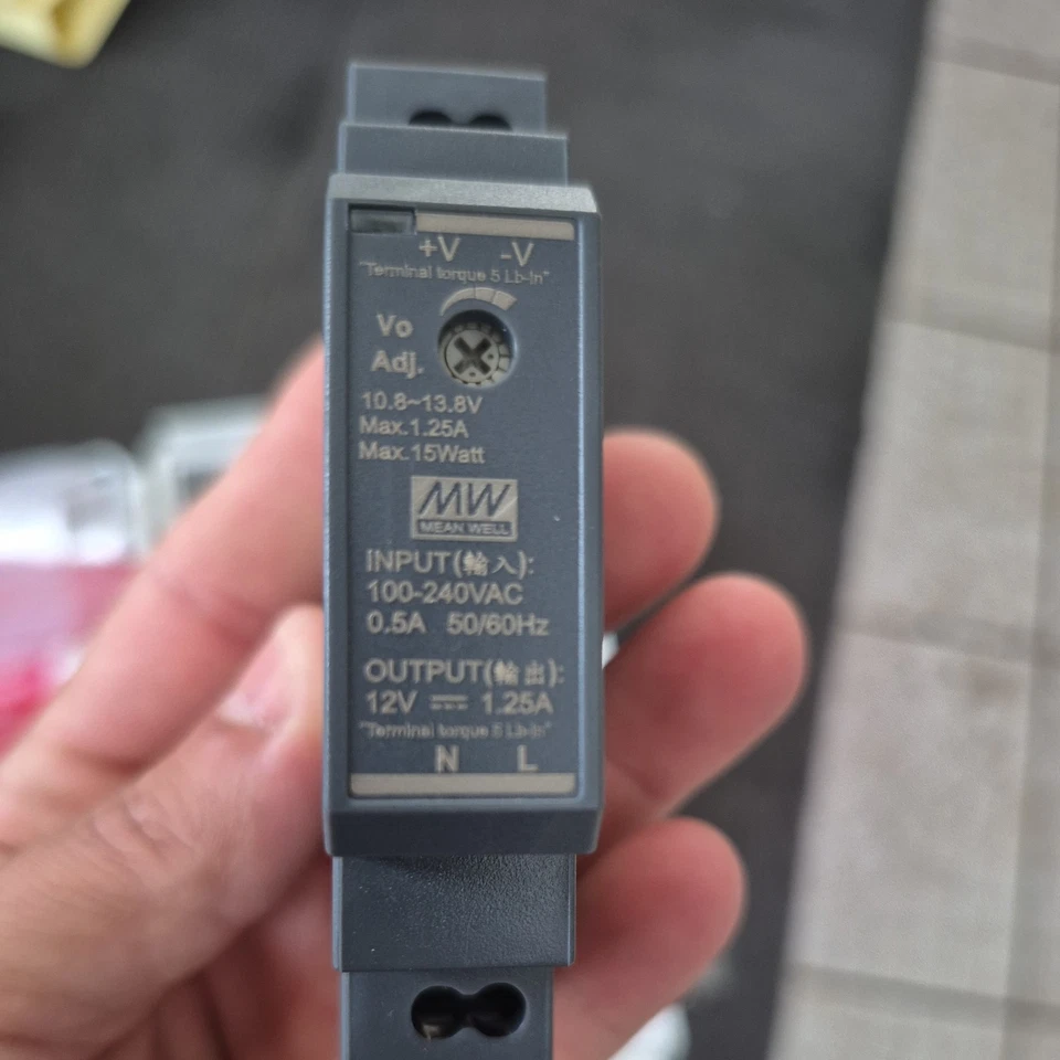 TOTALMENTE NUEVO Tigo Energy 348-00000-52 Cloud Connect Kit Avanzado de Gabinete Exterior Foto 4 de 4