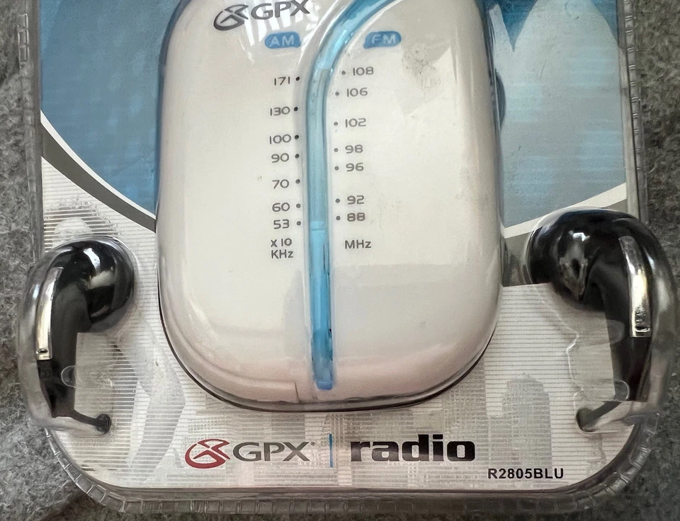 GPX Sport X AM FM Auto Scan Radio W/ Headphones R2805BLU Compact New Sealed - Image 4 of 4