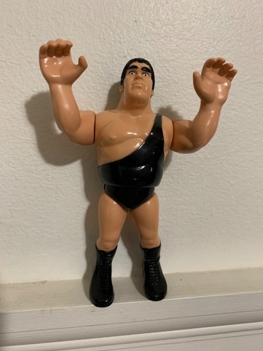 Andre The Giant WWF Hasbro Mint! Working Action...