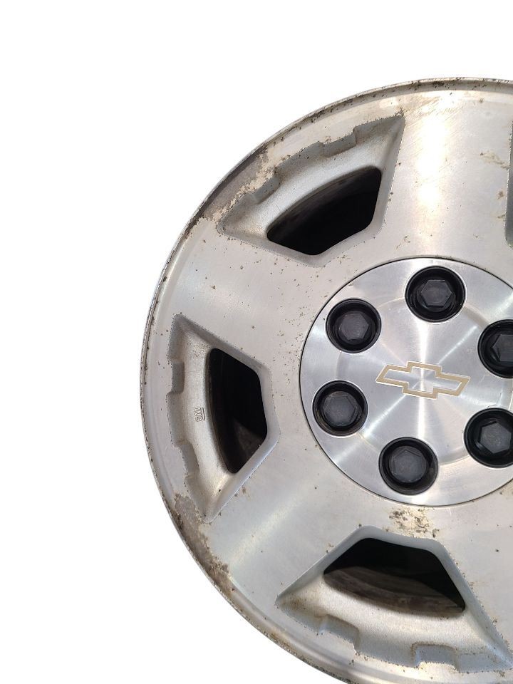 Wheel Classic Style 17x7-1/2 Aluminum Fits 04-07 SILVERADO 1500