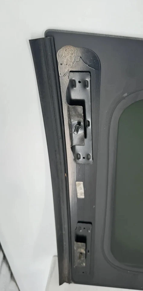 2012 CHRYSLER TOWN COUNTRY DODGE GRAND CARAVAN ЗАДНИЙ ПРАВЫЙ ЧЕТВЕРТЬ СТЕКЛА OEM A200 - Изображение 4 из 4