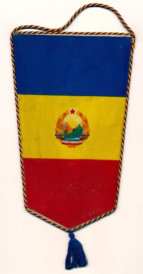 Nadia Comaneci Medalla de Oro Olímpica Rumania Juego de Postales Bandera Equipo Banderín Foto 3 de 4