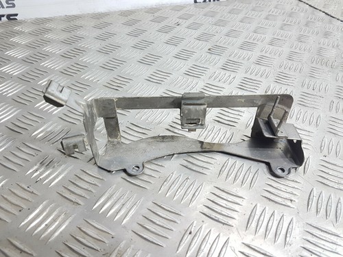 BMW 1  E87 2009 Sonstiges Einzelteil Motorraum 7568080 GUST23391