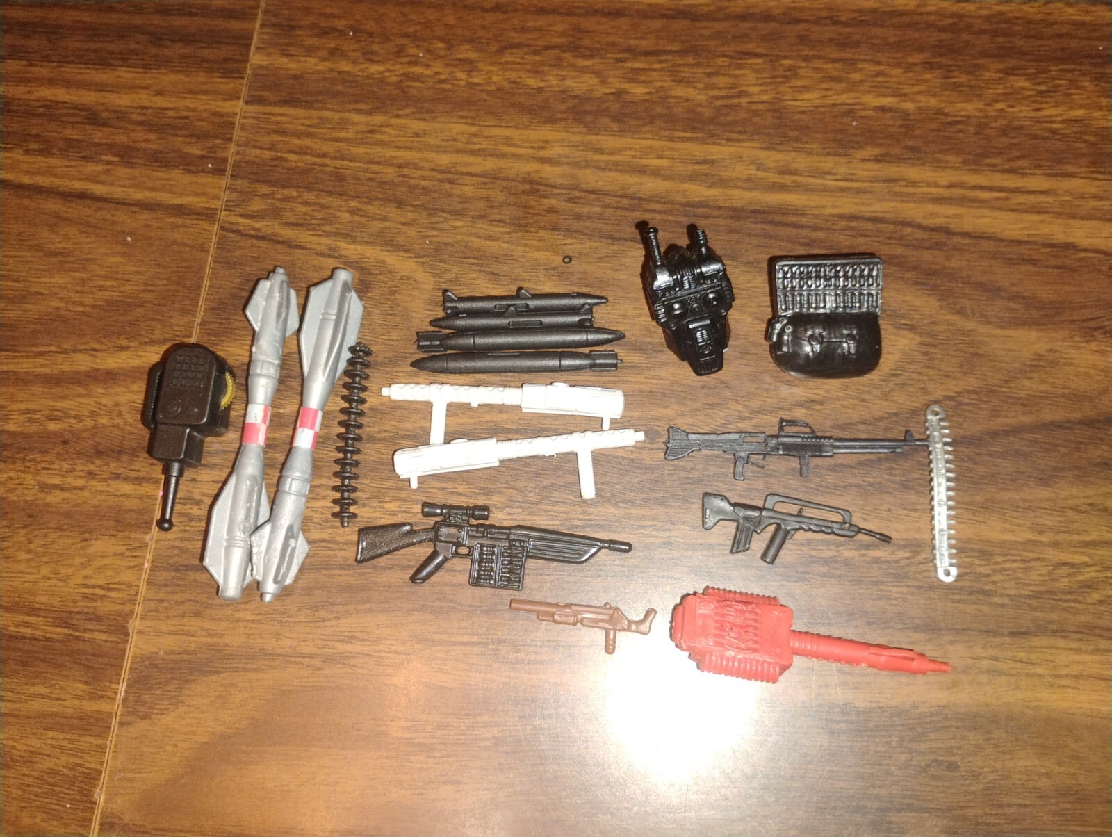 Lot Of 17 GI Joe Weapons Backpack Accessories 1 Batman Accessory