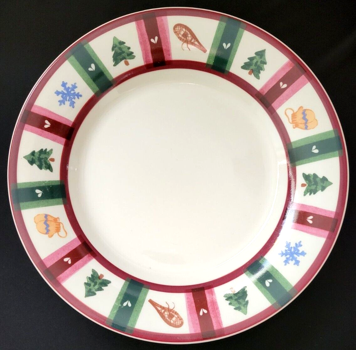 Pfaltzgraff Snow Bear Dinner Plates Set of 4 11.1