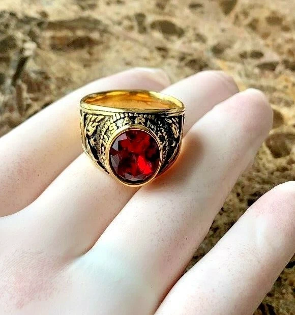 Gold red 2024 ruby ring