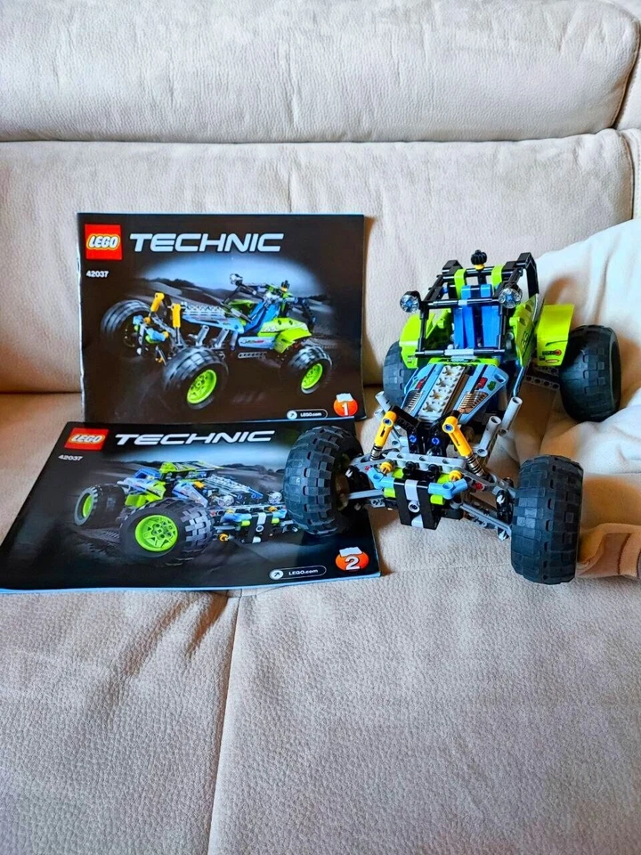 LEGO Technic 42037 Formula Off-Roader, foto 1 di 5