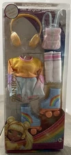 Rainbow High Shine Brighter Fashion Pack Skate Social