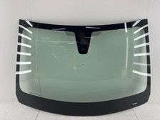 Pare-brise Peugeot 208