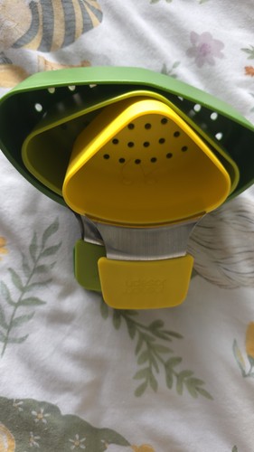 Joseph Joseph 40083 Nesting 3 Piece Corner Steaming Strainer Sieve Set VGC - Picture 9 of 9