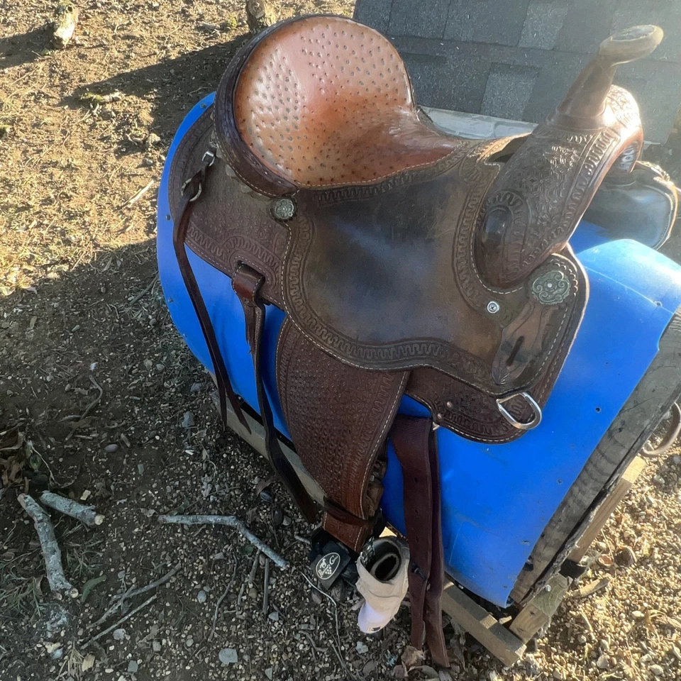 Selim de cano Charmayne James 14,5 pol. selim de cacto - Imagem 2 de 4