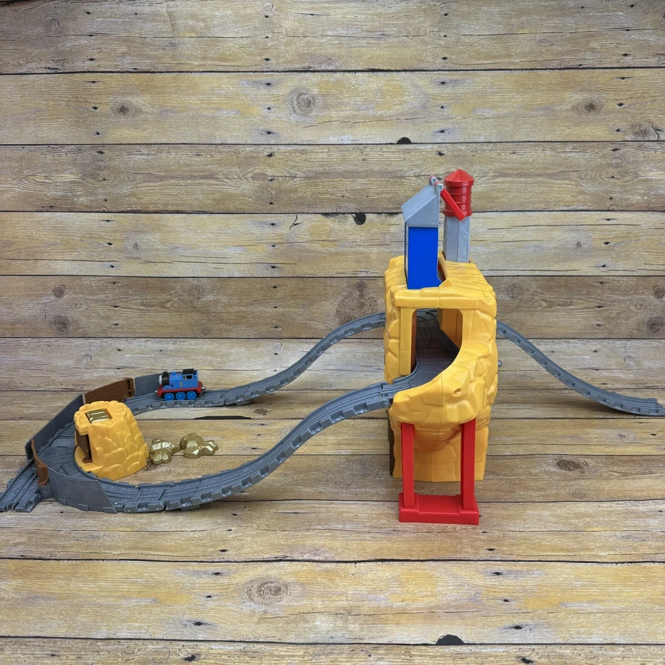 2010 Thomas & Friends Take n Play Sodor Mining Co Rumbling Gold Mine Train Set! - Image 3 of 4