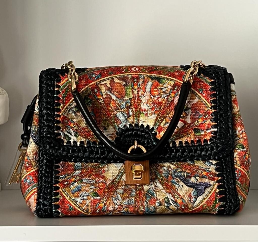 本物 Dolce & Gabbana MISSCURLY レザーハンドバッグ 本物 Dolce & Gabbana MISSCURLY レザーハンドバッグ