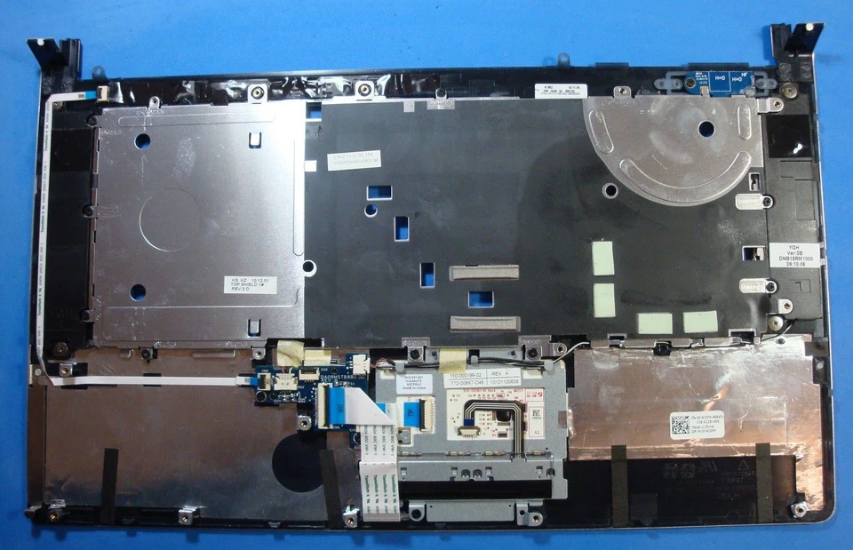 LOT 2 Dell Studio XPS 16 1640 1645 1647 Palmrest Touchpad KW20M NCDDK W751D - Image 2 of 2