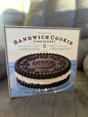 Williams Sonoma 9  NIB Sandwich Cookie Cake Pan Nonstick Cast Aluminum Oreo