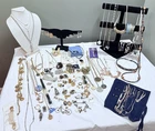 Lot 150+ Pc Costume Jewelry Trifari Monet 1928 Sarah Cov Lia Sophia Necklace 5lb