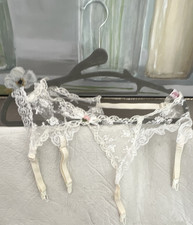 VintaFrederick's of Hollywood Ivory Lace Floral Garter Belt Bow Adjustable Strap