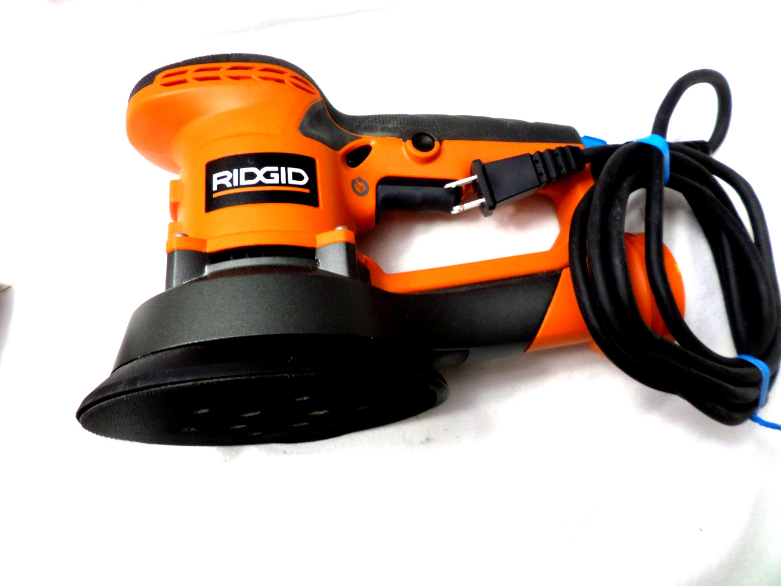 RIDGID Corded 6" Variable Speed Dual Random Orbital Sander R2611  Free Ship