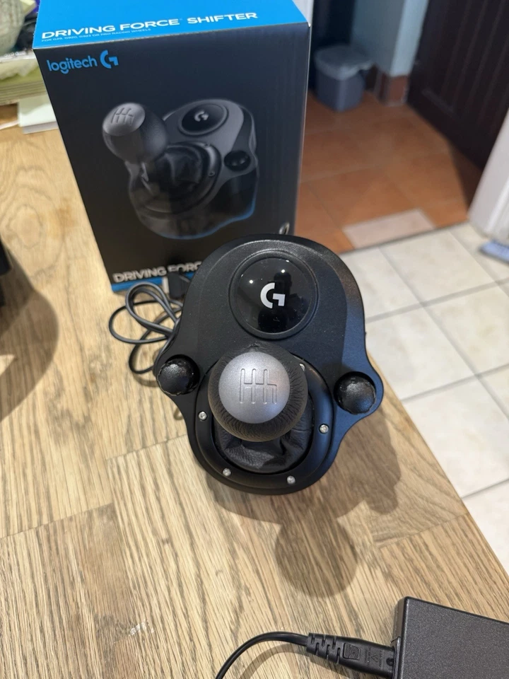 Logitech G29 Racing Steering Wheel Black with Pedals, Wires, and Shifter - Image 3 of 4